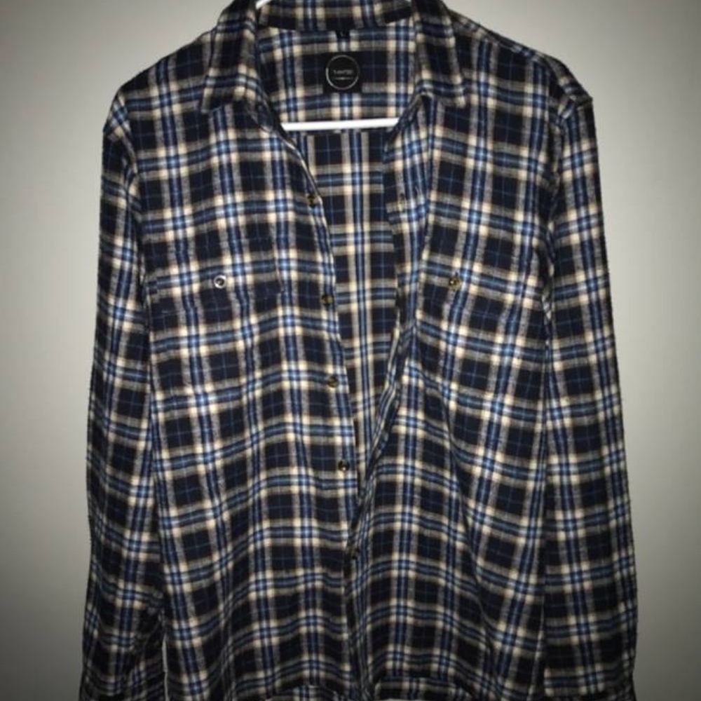 Tainted NY V cut Flannel